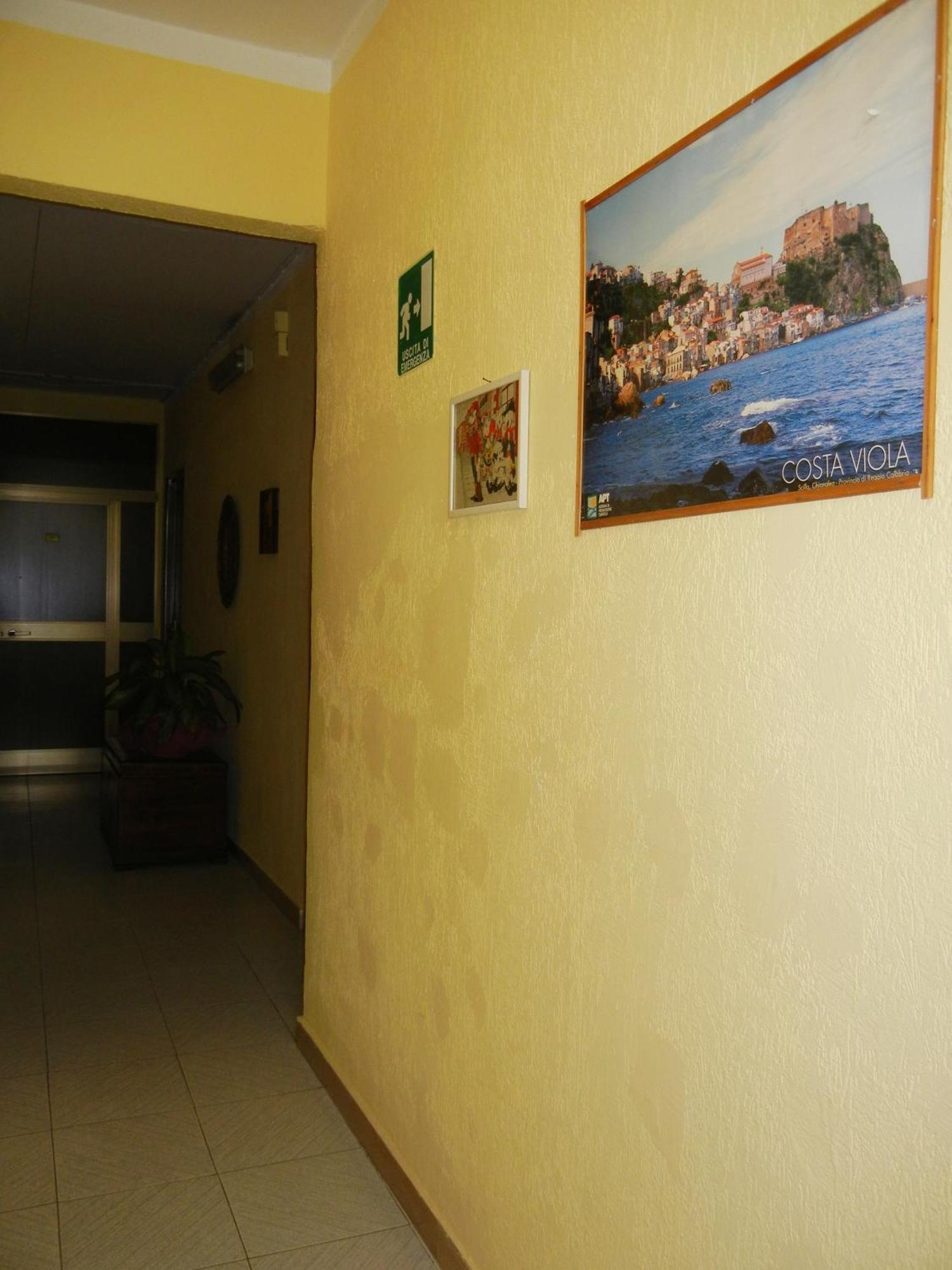 B&B La Pineta Reggio di Calabria Rum bild